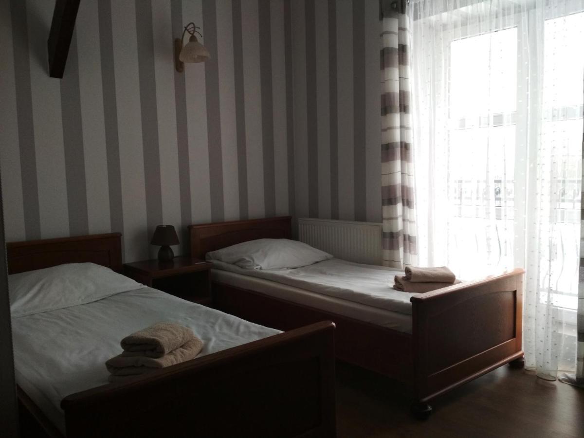 Zielony Dworek Čenstochová Exteriér fotografie