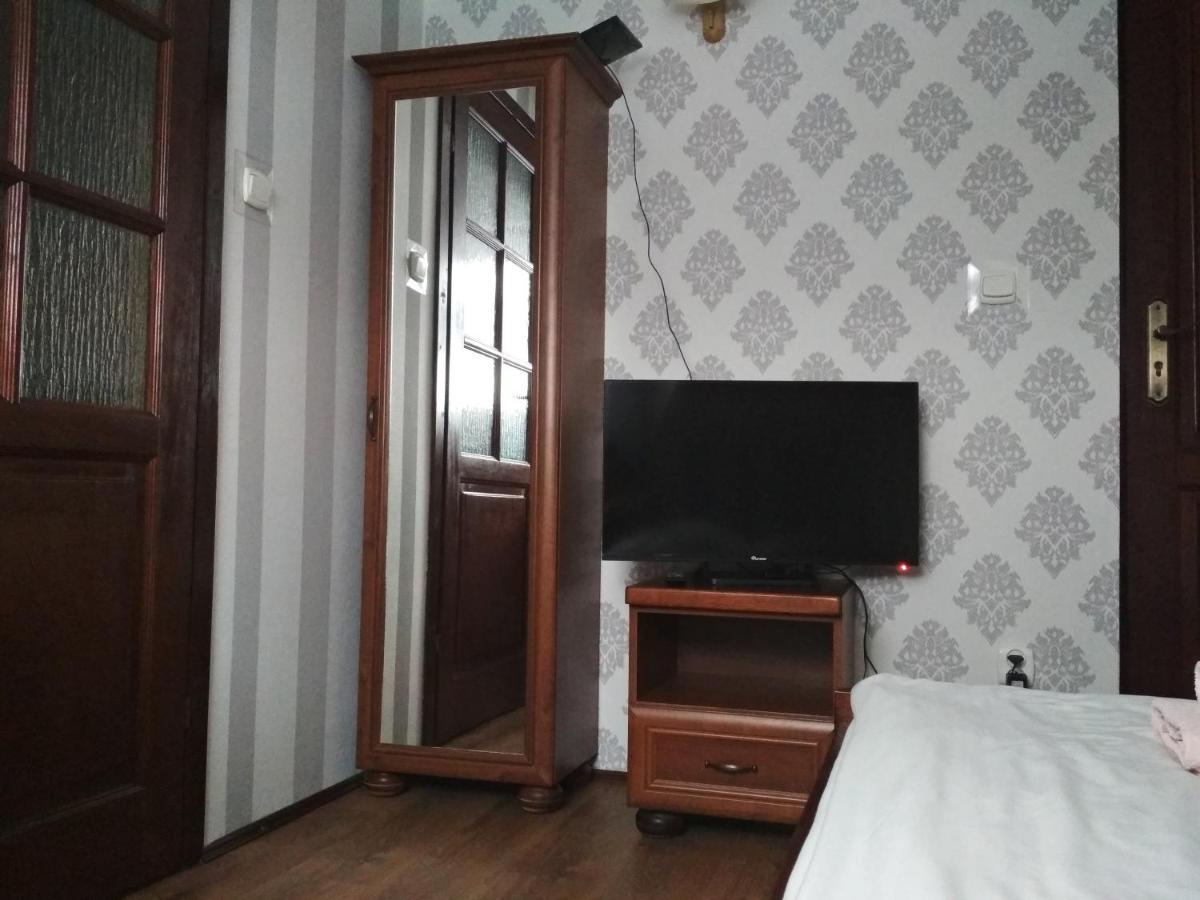 Zielony Dworek Čenstochová Exteriér fotografie